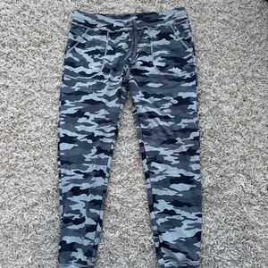 Womens Zyia Active camo joggers size XL